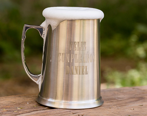 Jarra de cerveza medieval personalizada